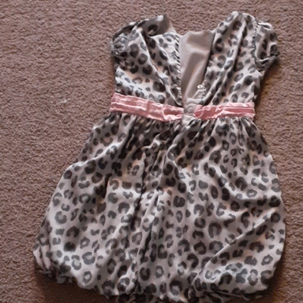 Little girls dress